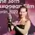 الممثلة الألمانية ساندرا هولر خلال تكريمها بجائزة الفيلم الأوروبي كأفضل ممثلة