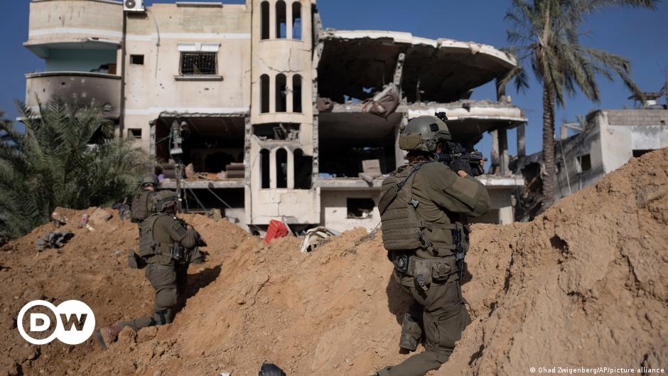 Israel takes control of a Hamas training complex in Khan Yunis – DW – 04/02/2024