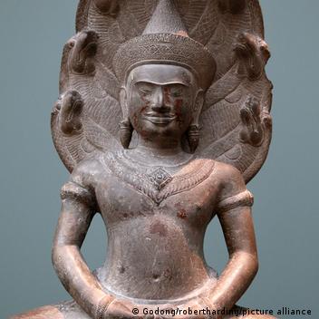Will Europe ever return 'looted' Asian artifacts?