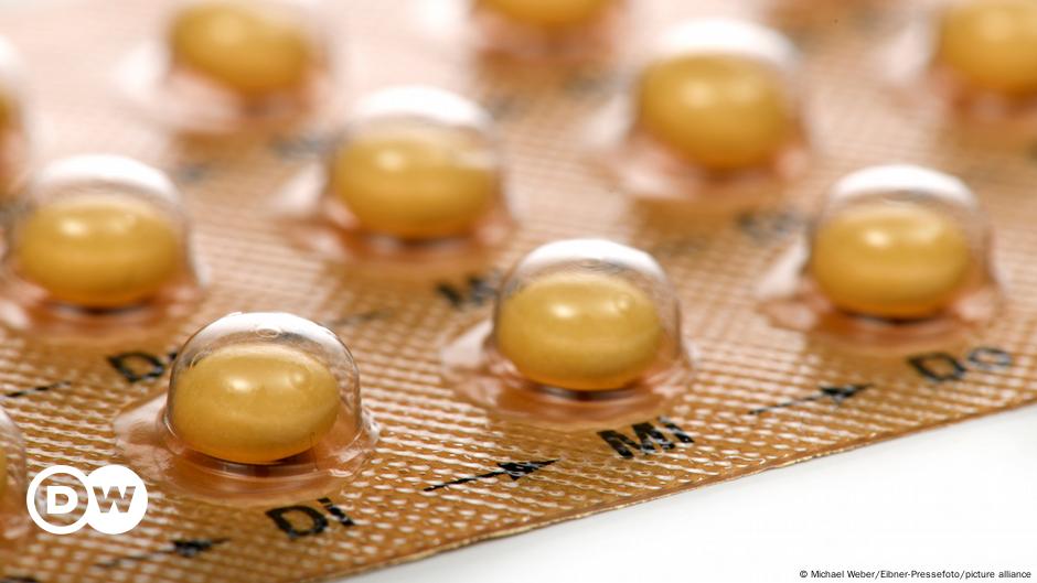 Scientist Sees How Birth Control Shrinks Her Brain – DW – 10/25/2024