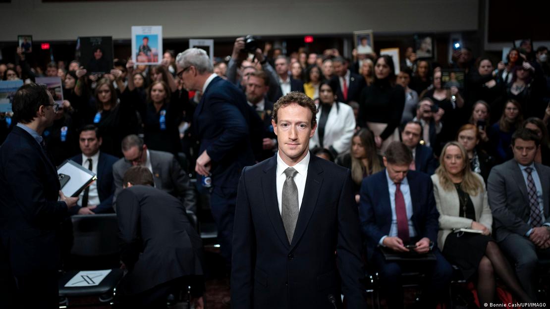 Šef Mete i osnivač Facebooka Mark Zuckerberg na ispitivanju pred odborom američkog Kongresa