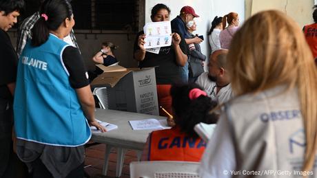 Technische Probleme verzögern Wahlergebnis in El Salvador