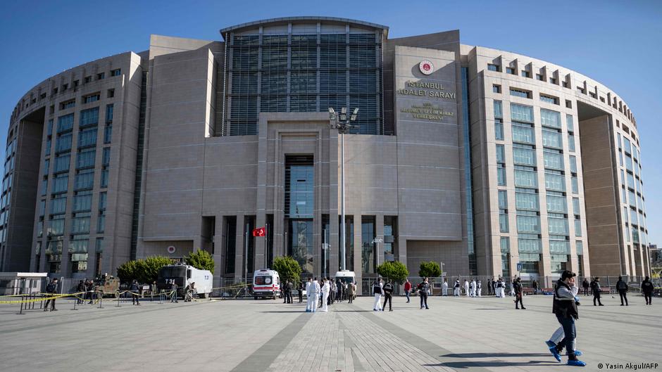 Akın Gürlek yerine İstanbul Başsavcılığına, Anadolu Cumhuriyet Başsavcısı Fatih Dönmez atandı

Dönmez, Gürlek'in yardımcısı olarak İBB Başkanı Ekrem İmamoğlu'nun gözaltına alındığı operasyonları yönetmişti