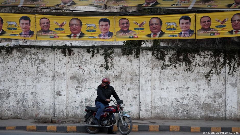 Pakistan elections: Sharif favored to win as polls close – DW – 02/08/2024 - Vimarsana News