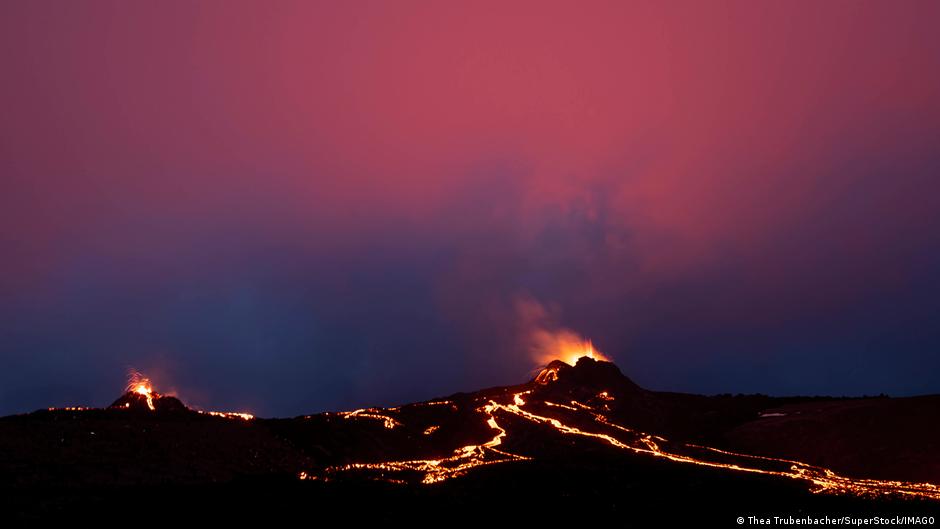 レイキャネス火山が噴火し熱水が遮断 – DW – 2024/02/08