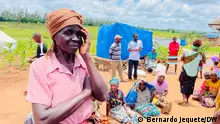 Vertriebene aus Cabo Delgado, die in die Stadt Chimoio in der Provinz Manica umgesiedelt wurden, fordern bessere Lebensbedingungen in dem Gebiet, in dem sie untergebracht wurden.
Ort: Chimoio, Mosambik
Datum: 06.02.2022