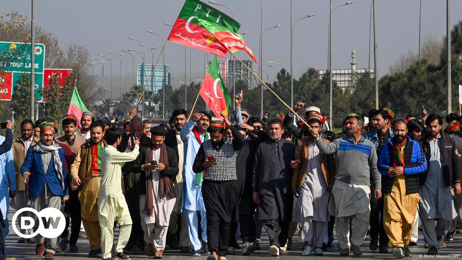 Pakistan Election Khan Backed Independents Lead Final Tally Dw 02