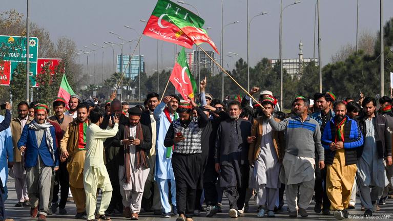 Pakistan Election Khan Backed Independents Lead Final Tally Dw 02