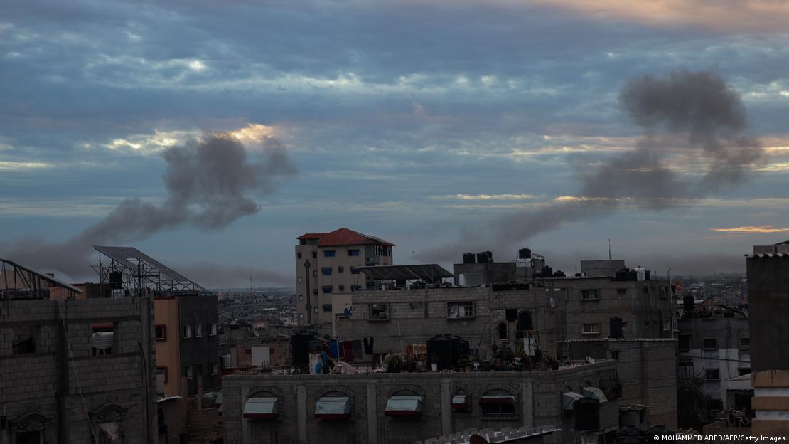 Tym pas bombardimeve izraelite në Rafah 