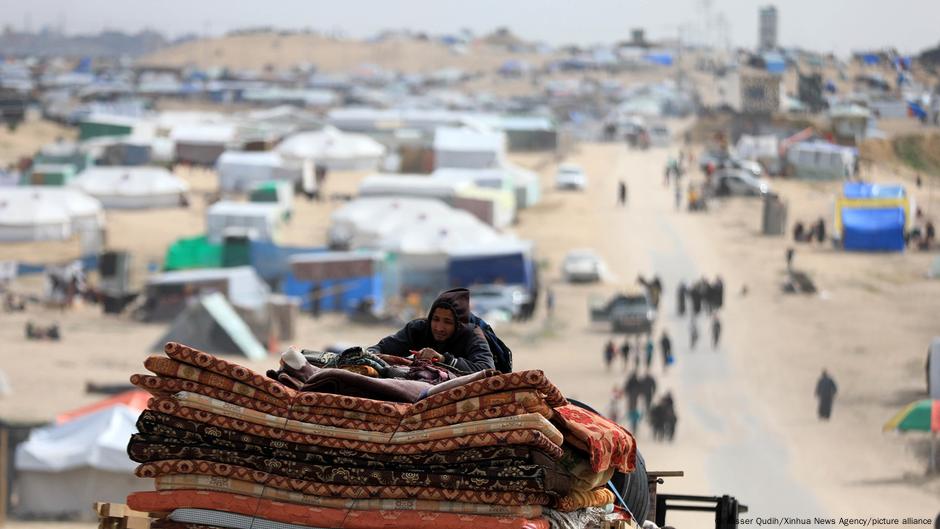 Palestinians In Rafah Feeling Trapped Amid Israeli Offensive Dw 02 Palestinians In Rafah Feeling Trapped Amid Israeli Offensive Dw 02