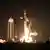Старт ракеты SpaceX Falcon 9 с лунным модулем Nova-C на мысе Канаверал, США