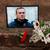 Γαλλία | Μετά τον θάνατο του Ναβάλνι, διακρίνονται λουλούδια και ένα πορτρέτο του ηγέτη της Ρώσου αντιπολίτευσης Αλεξέι Ναβάλνι