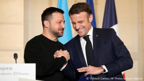 Διεθνής Σύνοδος για την Ουκρανία στο Παρίσι