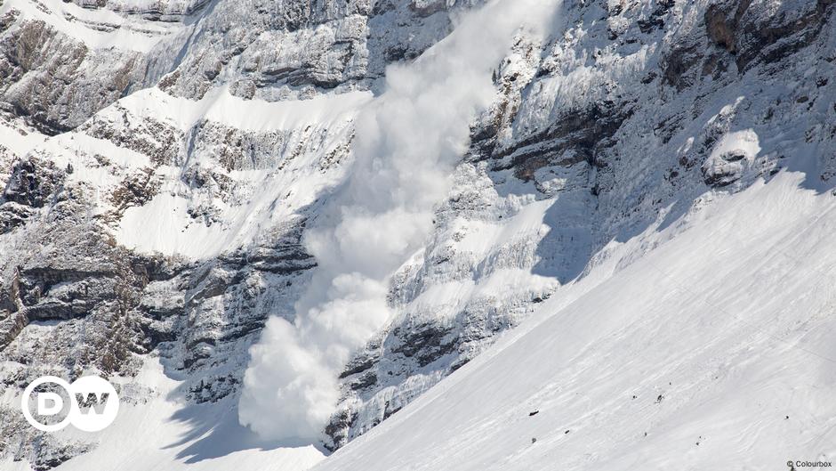 La snowboarder suiza Sophie Hediger muere en una avalancha – DW – 24/12/2024