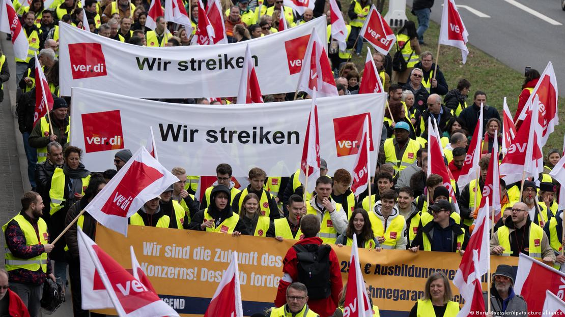 A demonstration by the Verdi union near a German airport terminal 
