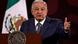 López Obrador habla a la prensa. López Obrador habla a la prensa.