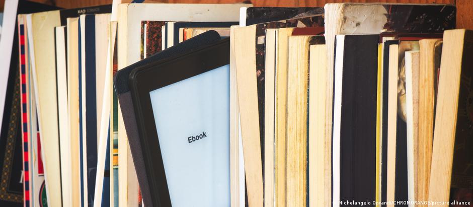 Transição do livro impresso para o digital ajudaria a combater o aquecimento global?
