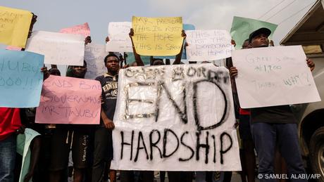 Nigeria: Zwischen Wirtschaftskrise und Protest