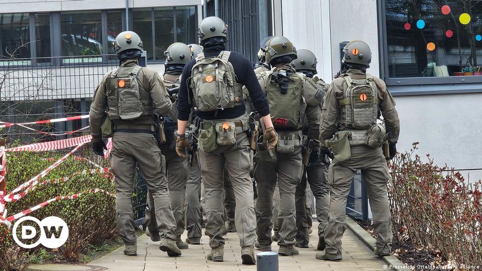 German police arrest suspect after Wuppertal school attack – DW – 02/22 ...