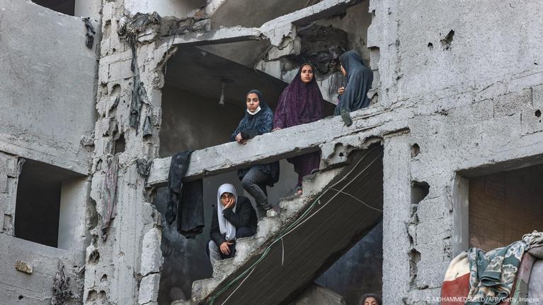 UN Security Council passes Gaza ceasefire resolution DW 03/25/2024