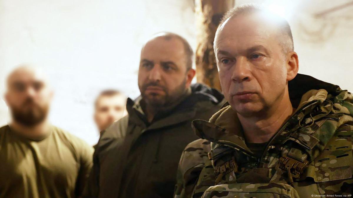 Ukraine says eastern front has 'deteriorated significantly' – DW – 04 ...