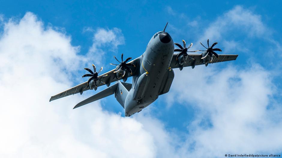 AİB "Airbus"a ən böyük 3 milyard avroluq kredit ayırıb