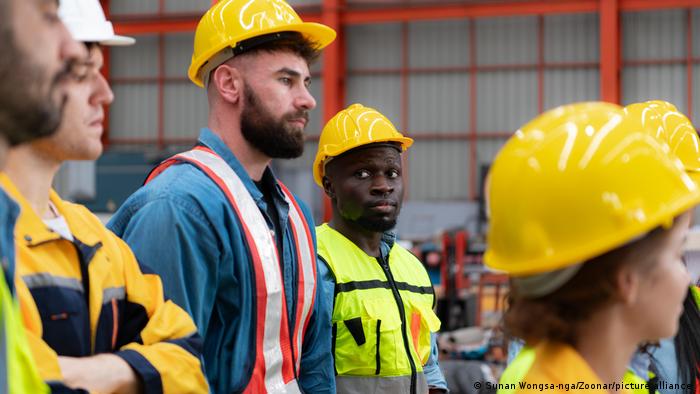 Trabalhadores estrangeiros têm custo de vida mais alto na Alemanha