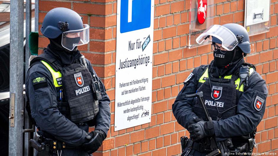 German police say detained man is not far-left RAF terrorist