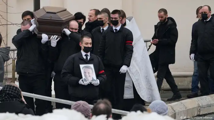 3月1日，俄罗斯反对派领袖纳瓦尔尼（Alexej Nawalny）的遗体在莫斯科下葬。