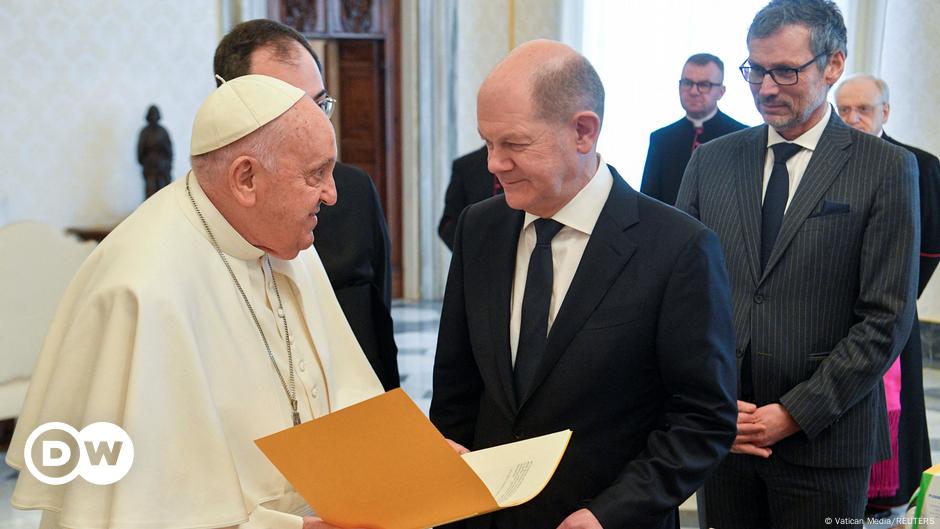 Bundeskanzler Scholz zu Besuch beim Papst