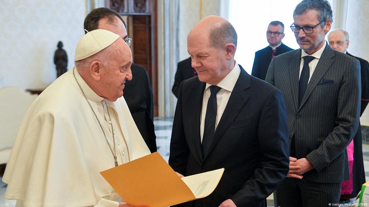 Bundeskanzler Olaf Scholz zu Besuch beim Papst DW 02.03.2024