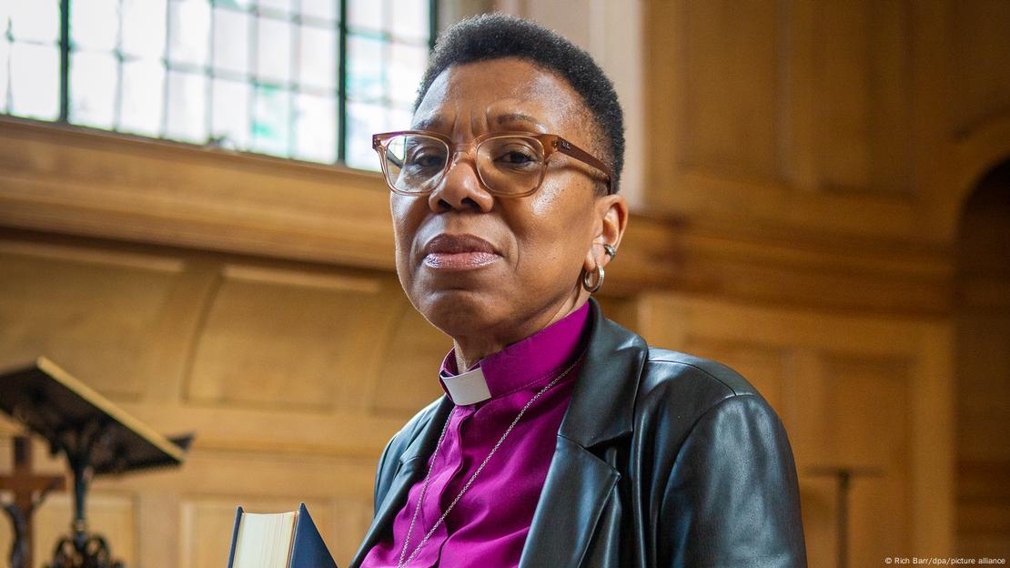 Anglican Bishop Rosemarie Mallet Anglican Bishop Rosemarie Mallet