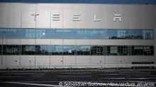 05.03.2024+++ Die Tesla-Autofabrik in Grünheide, nachdem die Produktion wegen eines Stromausfalls stillsteht. Die Fabrik in Grünheide bei Berlin sei evakuiert worden, sagte eine Sprecherin.