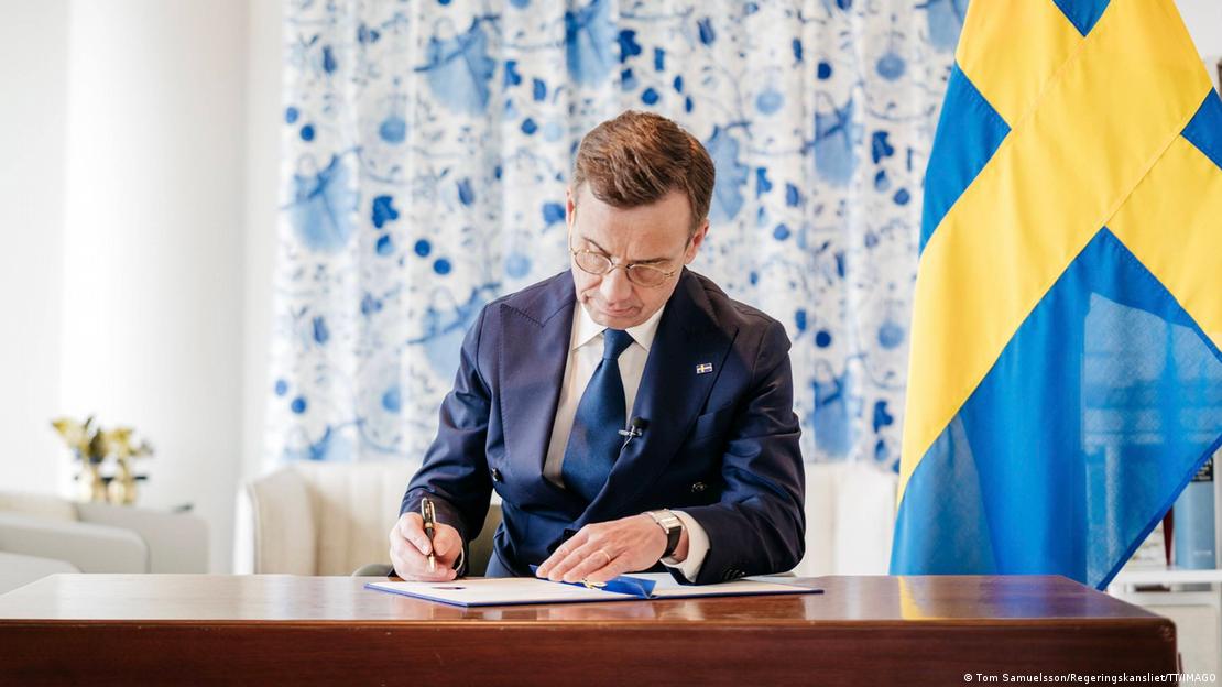 Kristersson firma el documento de acceso a la OTAN.