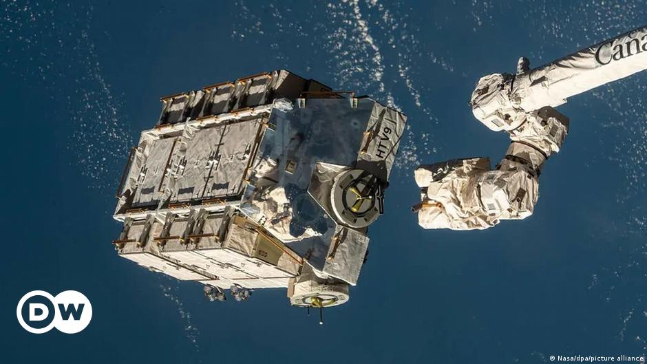 Deutschland wegen Trümmern von der ISS in Alarmbereitschaft – DW – 08.03.2024