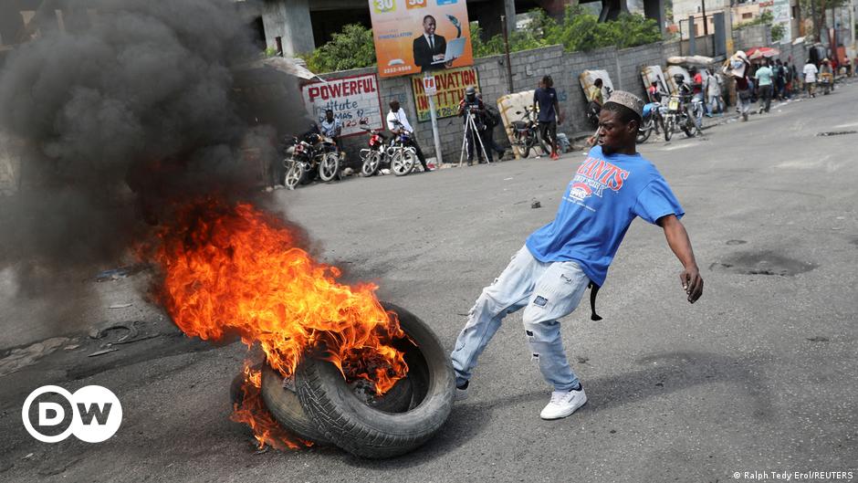Haiti Prime Minister Ariel Henry agrees to resign – DW – 03/12/2024