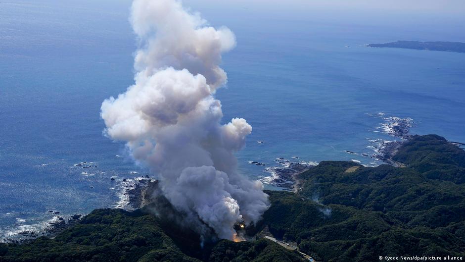 Japan's first private rocket explodes after launch – DW – 03/13/2024 - Vimarsana News