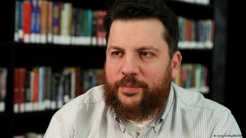Navalny ally Leonid Volkov attacked near home in Lithuania – DW – 03/13/2024 - Vimarsana News