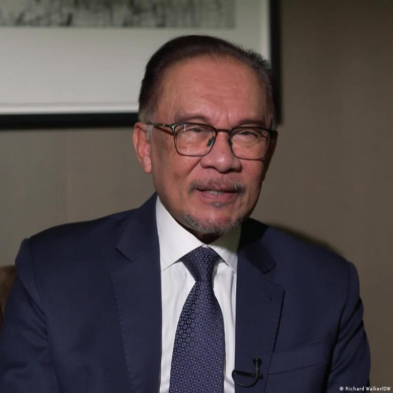 大马首相谈武统台湾引风波：台北怒斥北京赞赏