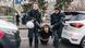 Während einer Straßenblockade der Gruppe Letzte Generation in Köln führen Polizisten einen der Demonstranten ab (März 2024) Während einer Straßenblockade der Gruppe Letzte Generation in Köln führen Polizisten einen der Demonstranten ab (März 2024)