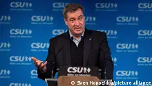 Markus Söder (CSU), Ministerpräsident von Bayern und Parteivorsitzender, nimmt in der Parteizentrale nach einer Sitzung des CSU-Vorstands an einer Pressekonferenz teil. Auf der Tagesordnung stand unter anderem der Beschluss einer «Bayern-Agenda» zur Europawahl 2024.