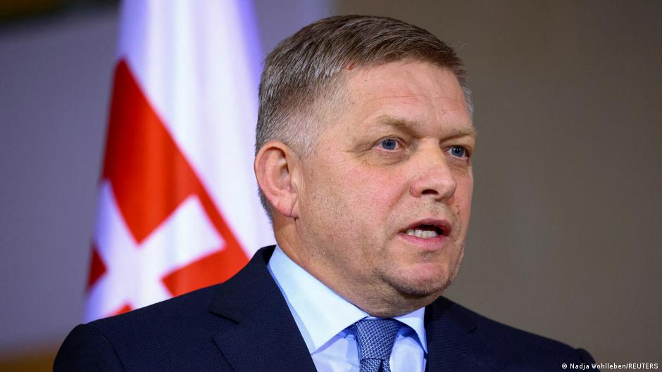 Радник Фіцо подав у відставку через зв'язки з Епштейном