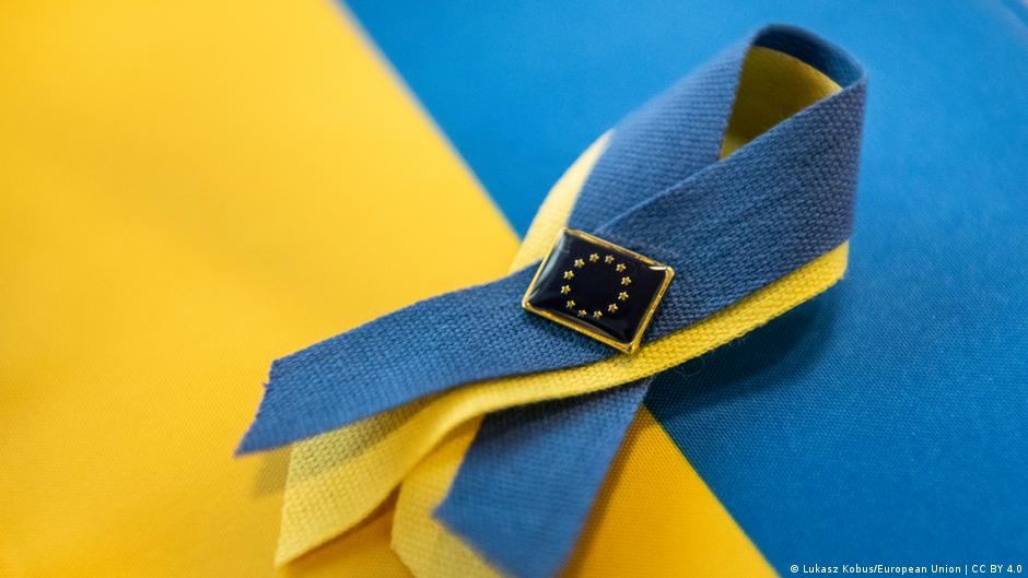 ЄС на рівні послів погодив 90 млрд євро для України