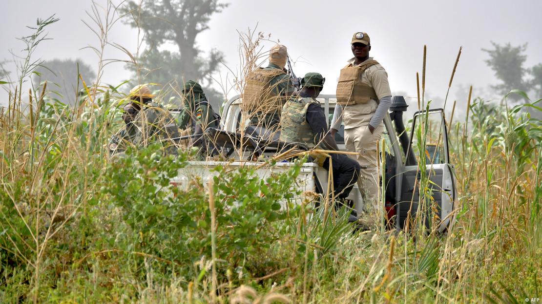 A Nigerien military patrol near the border with Nigeria on the lookout for armed bandits A Nigerien military patrol near the border with Nigeria on the lookout for armed bandits