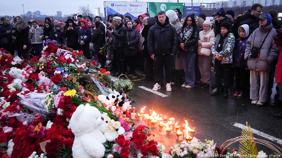 モスクワのコンサートホール襲撃を受け、ロシアが哀悼の意を表明 – DW – 2024/03/24