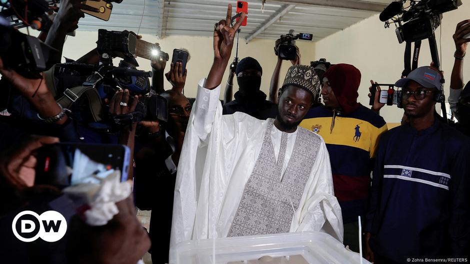 Sénégal : le parti au pouvoir revendique la victoire aux législatives