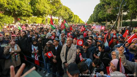 Vor Präsidentschaftswahlen in Tunesien: Wer kandidieren will, riskiert Repressionen
