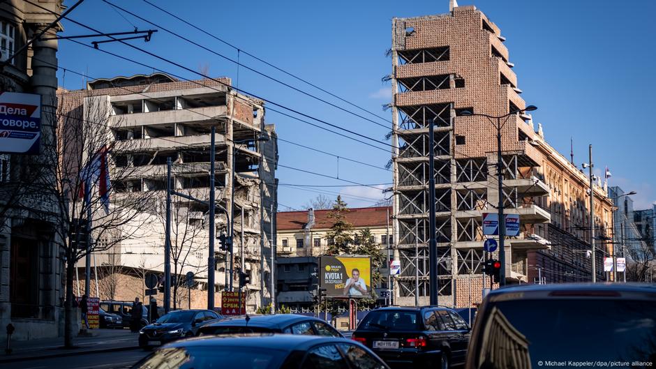 Ruševine u centru Beograda stoje od 1999. godine