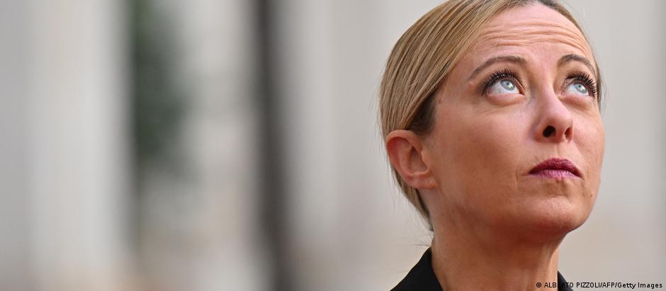 Apesar de ter anunciado um governo de nacionalismo 