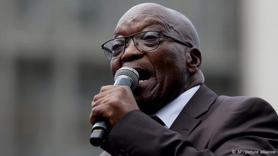 Jacob Zuma addresses supporters